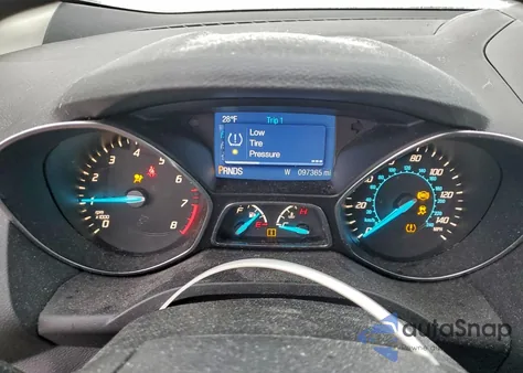 2013 Ford Escape Se z USA, uszkodzony, nr VIN 1FMCU9GX4DUC85370